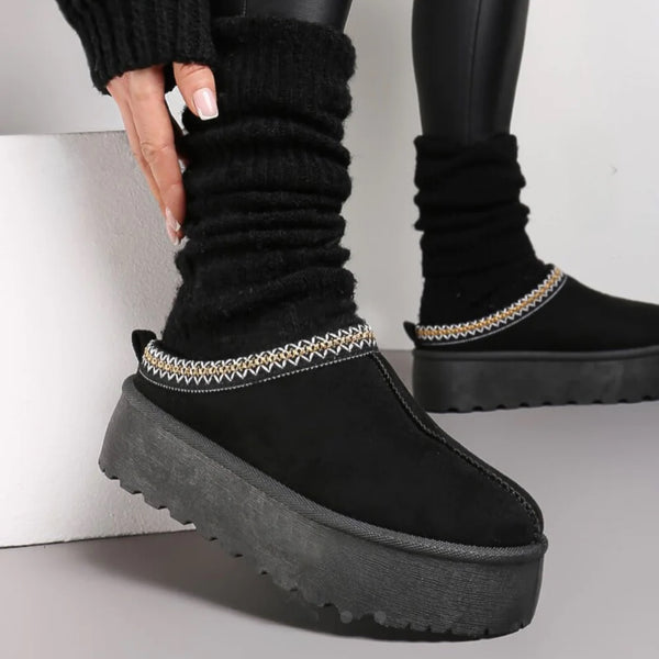 Teenage/Ladies Black Jaz Platform Slippers - Sole Appropriate For Indoor or Outdoor Wear