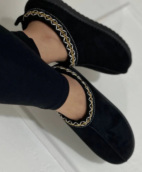 Teenage/Ladies Black Jazman Slippers - Sole Appropriate For Indoor or Outdoor Wear