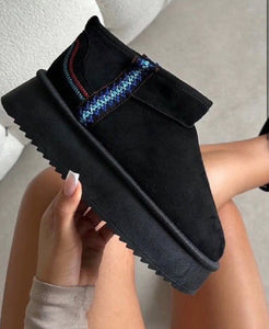 Teenage/Ladies Black Alazne Platform Boot