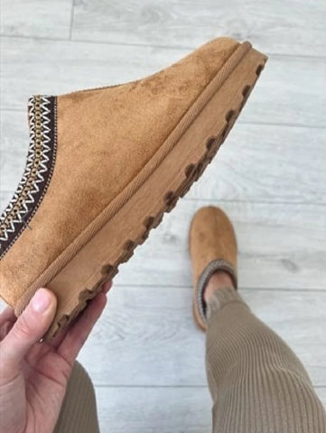 Teenage/Ladies Chestnut Jazman Slippers - Sole Appropriate For Indoor or Outdoor Wear