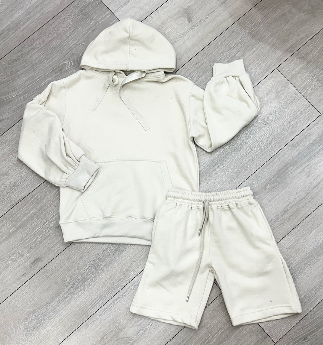 Beige Aletta Shorts Set