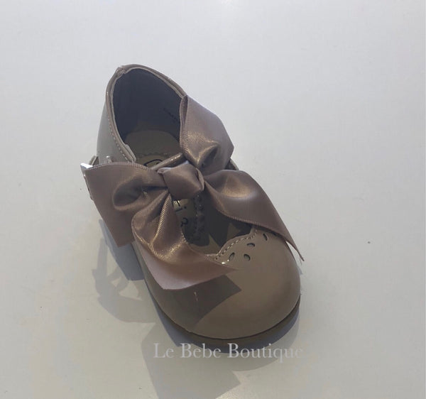 Amiya Bow Shoes