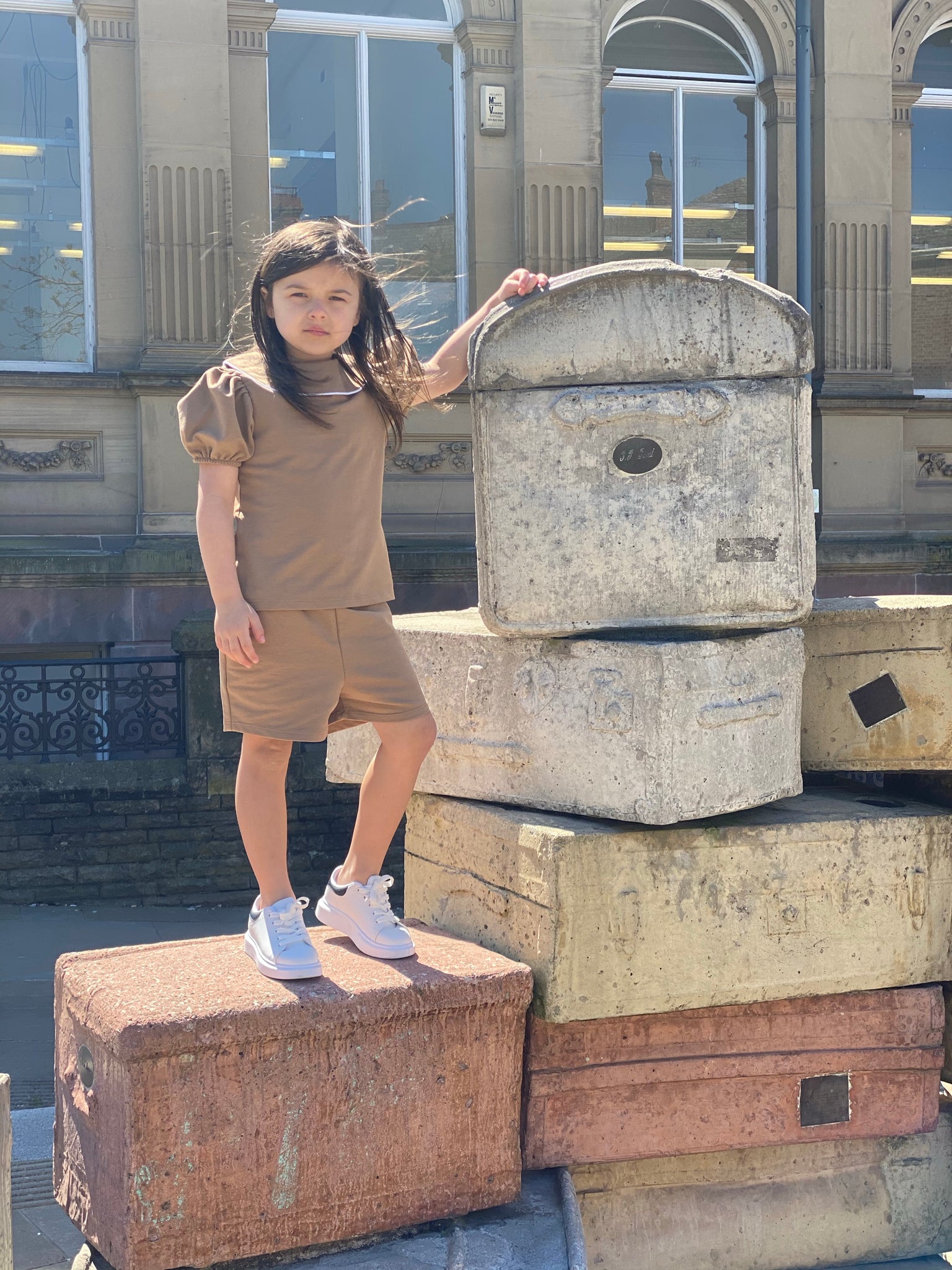 Camel Vayda Shorts Set