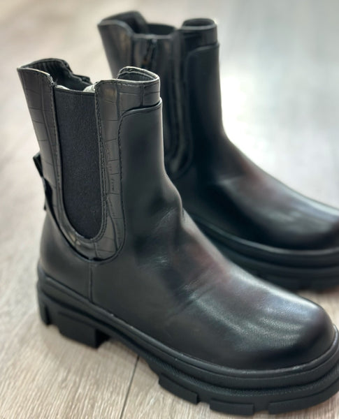 Black Calixta Boots