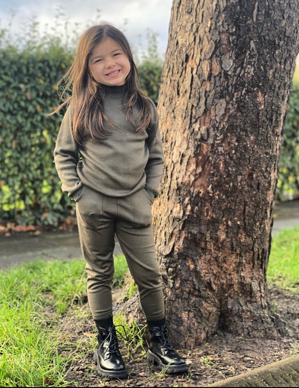 Khaki Alani Knitted Leggings Set