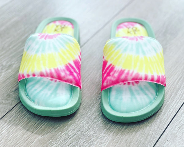 Green Tie Dye Sliders
