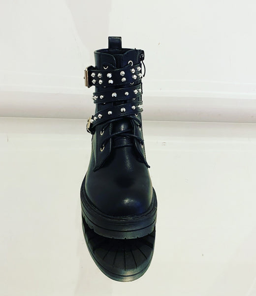 Black Brinley Boots